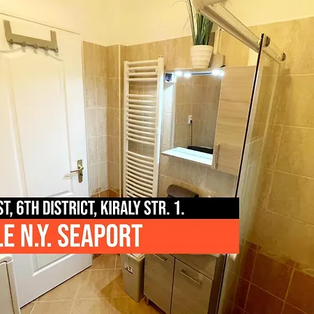 Little Americas New York *