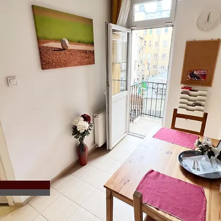 Little Americas New York