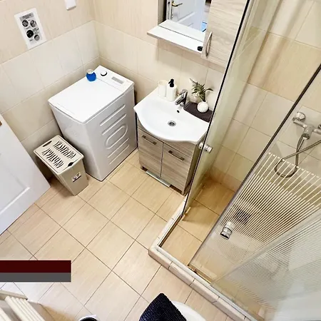 Little Americas New York Budapest