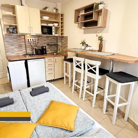 Little Americas New York