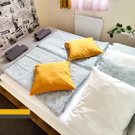 Little Americas New York Apartment Budapest