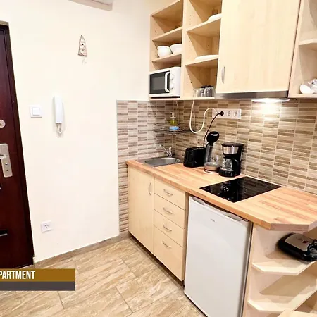 Little Americas New York