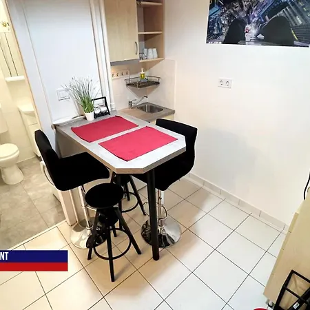 Little Americas New York Apartment *