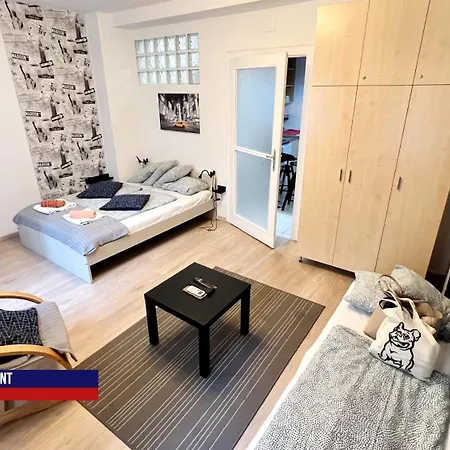 Apartment Little Americas New York Budapest