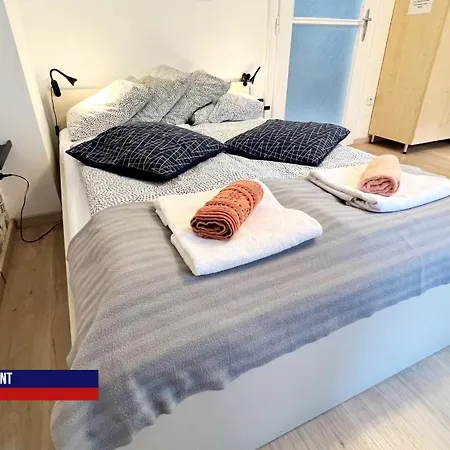 Little Americas New York Apartment Budapest