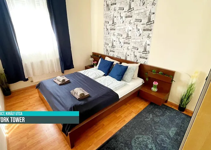 Little Americas New York * Budapest