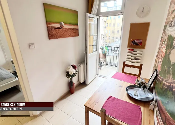 Little Americas New York