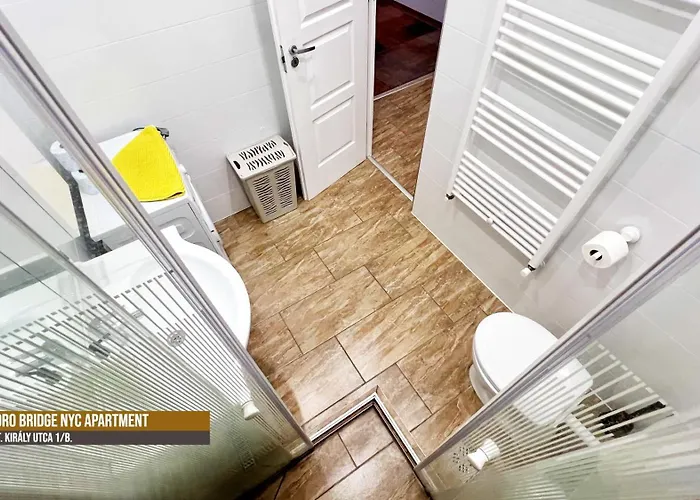 Little Americas New York * Budapest