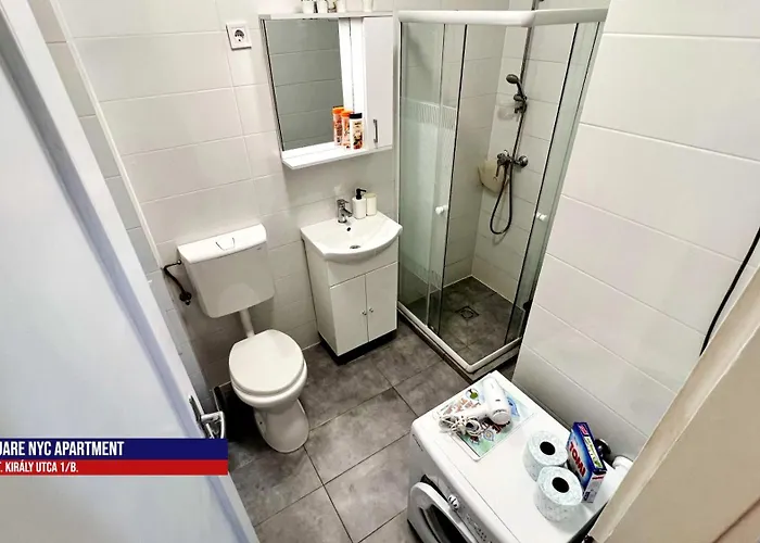 Little Americas New York Budapest