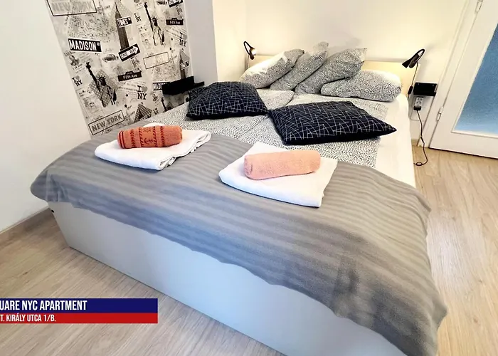 Little Americas New York Budapest