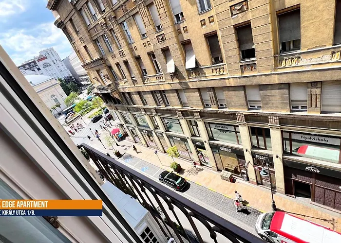 Little Americas New York * Budapest