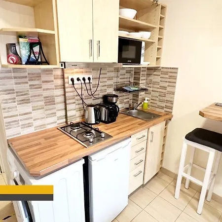 Little Americas New York * Budapest