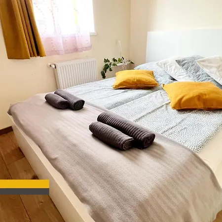 Little Americas New York